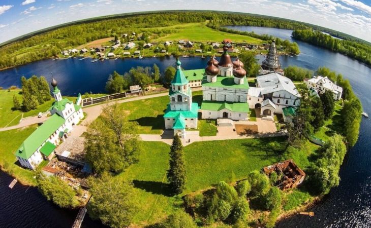 Названы самые популярные малые города России для летнего отдыха