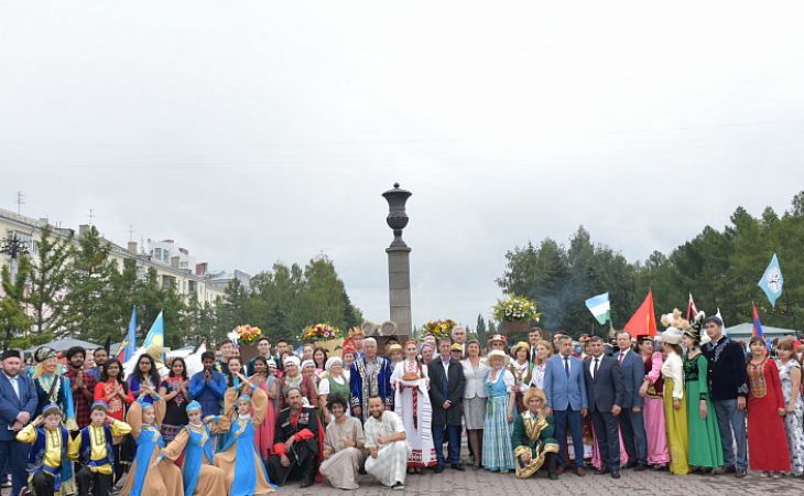 Как "Ассоциация национально-культурных объединений Алтая" реализует проет "ЭтноМир"