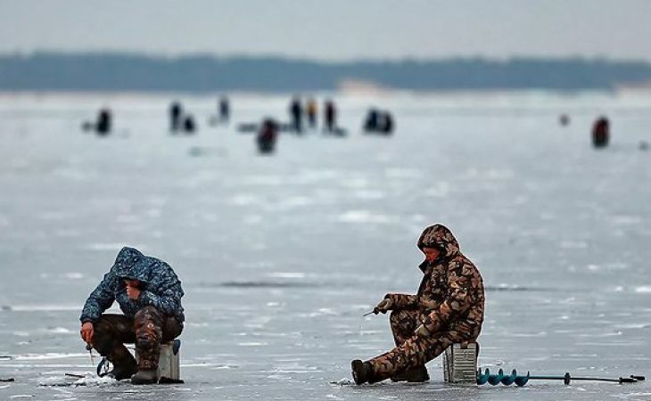 МЧС рекомендовало алтайским любителям подледного лова завершить зимний сезон