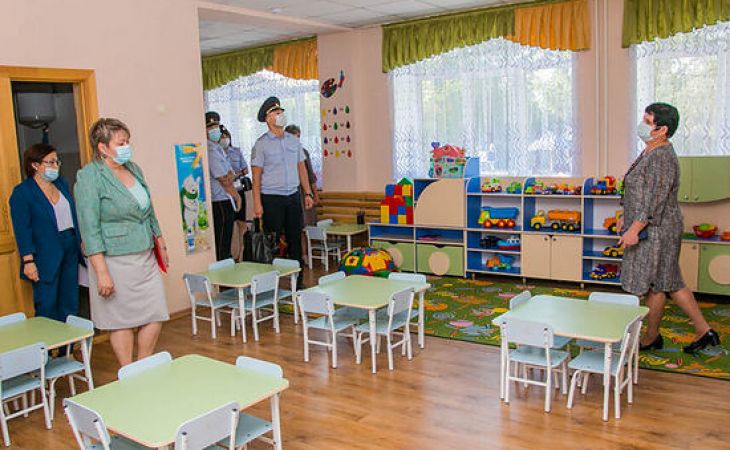 В Барнауле проверят готовность к новому учебному году более 260 образовательных организаций