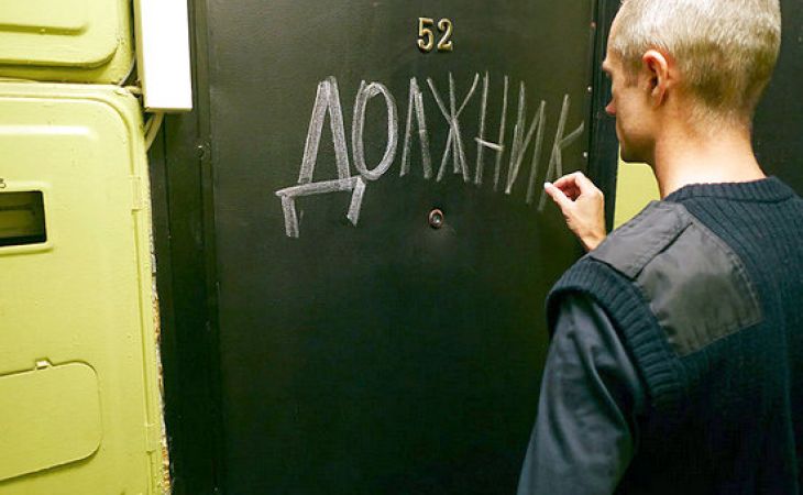 Коллекторов оштрафовали на 55 тыс. рублей за нарушение прав жительницы Барнаула