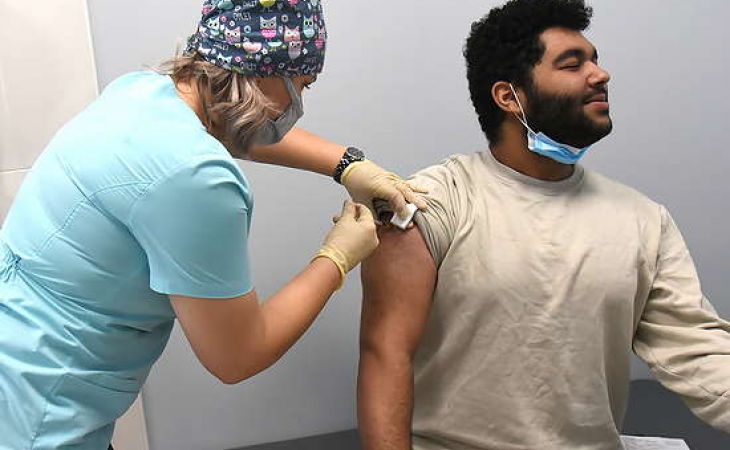 Иностранные студенты АГМУ вакцинировались против COVID-19
