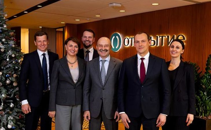Банк "Открытие" и Росреестр заключили соглашение о развитии цифровых услуг и сервисов