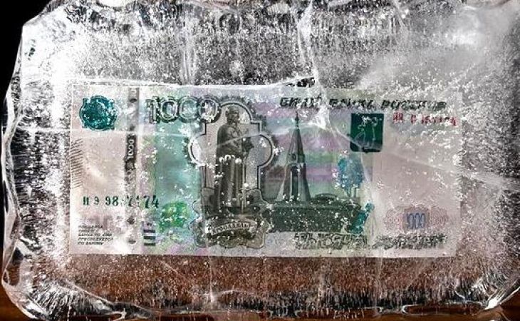 ВТБ предлагает "замораживать" подозрительные переводы на счета мошенников