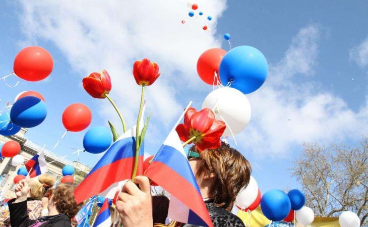 В России не стали продлевать майские праздники до 10 дней