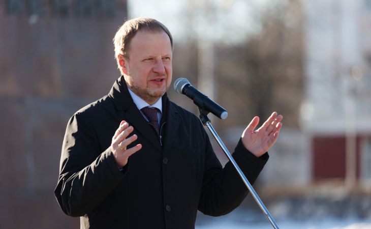 Виктор Томенко