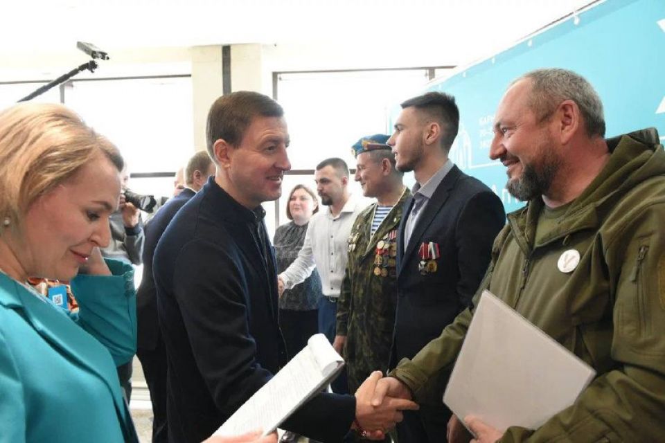 Андрей Турчак встретился с участниками СВО в Алтайском крае
