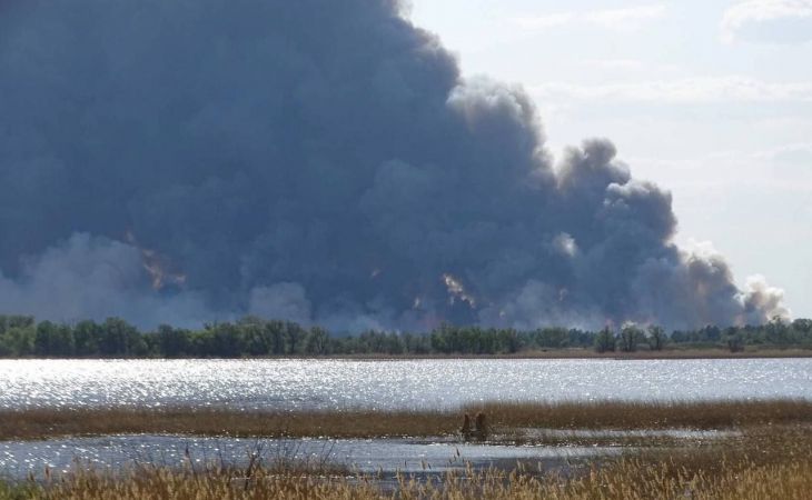 Пожар на границе России и Казахстана
