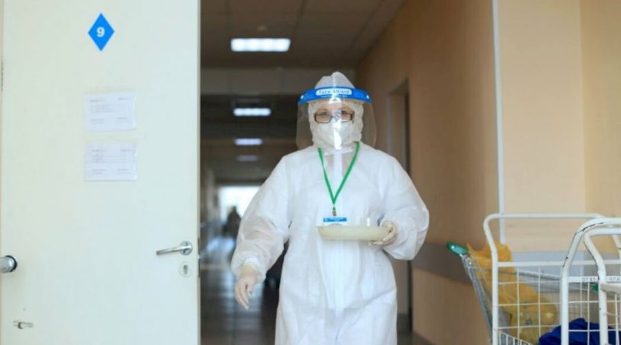В Алтайском крае от коронавируса умирает 1–2 человека в неделю