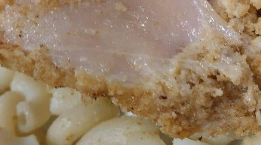 Техническая поломка. Барнаульским школьникам дали на обед сырую курицу