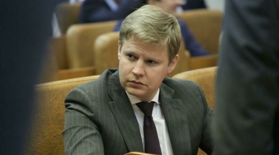 Экс-зампред краевого правительства пытается снять арест с имущества, наложенный судом