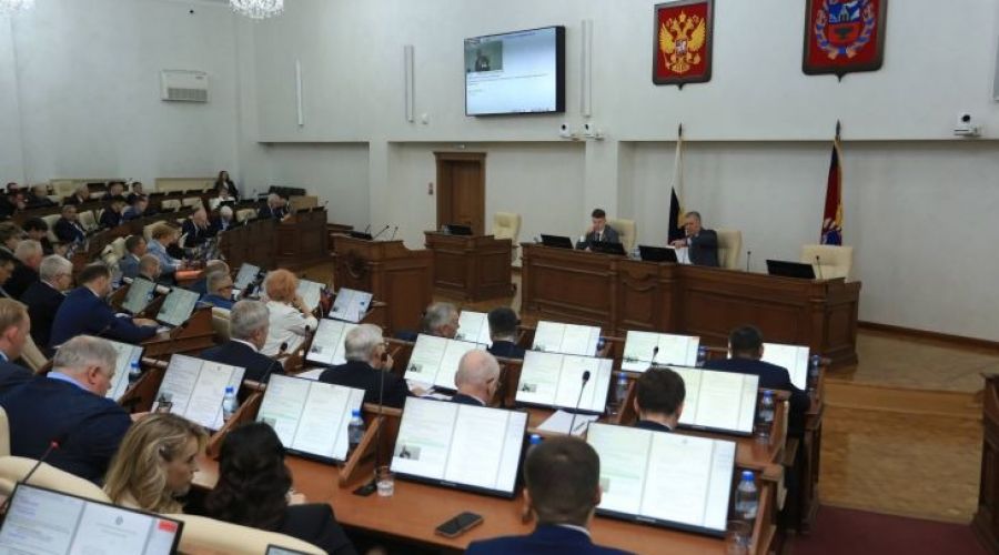 28 апреля: депутсткий мандат Данилина и иск на "Нортек"