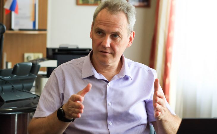 Ректор АлтГУ Сергей Бочаров