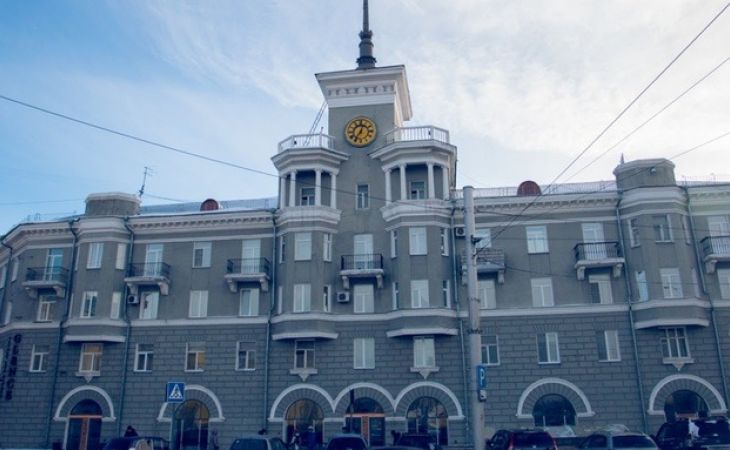Дом под шпилем в Барнауле
