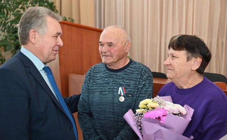 Награждение отца бойца