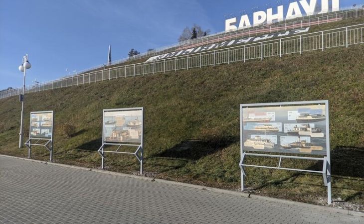Новые стенды на набережной Барнаула