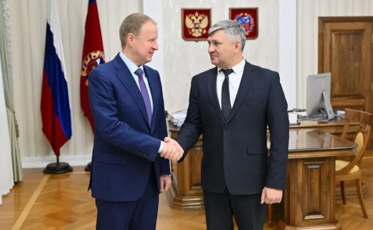 Губернатор Алтайского края Виктор Томенко и и.о. глав Рубцовска Игорь Башмаков