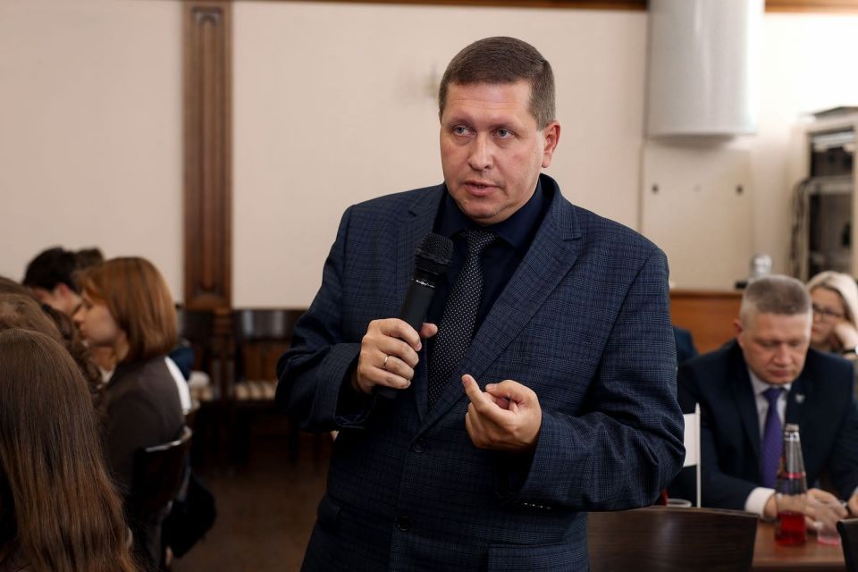 Евгений Аничкин