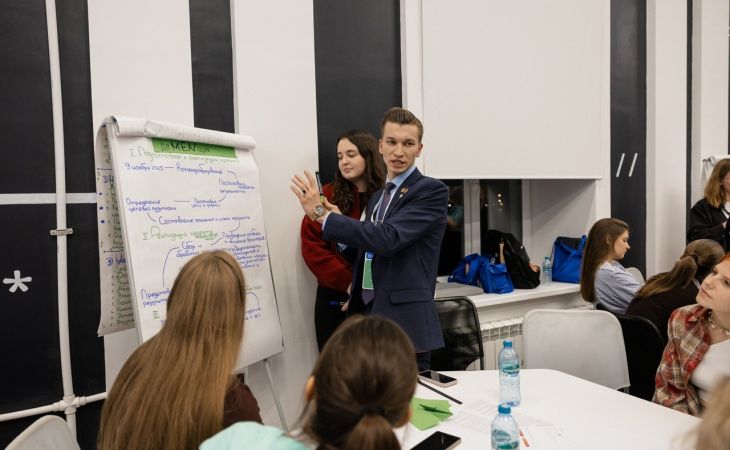 Денис Калин