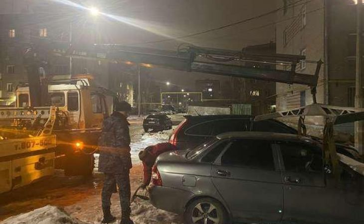 Судебные приставы