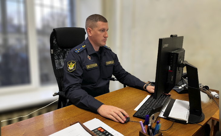 Судебные приставы