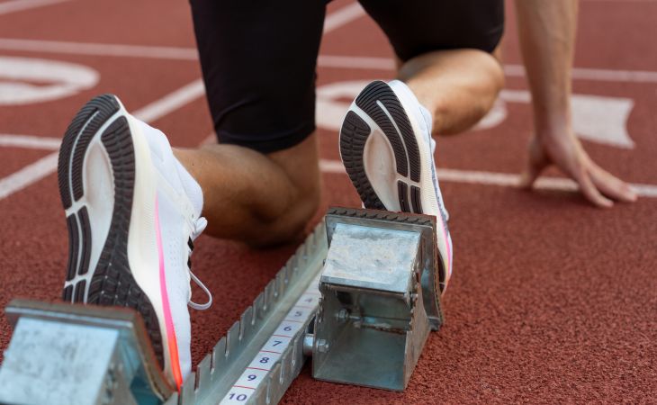 Спортсмен на стартовой линии