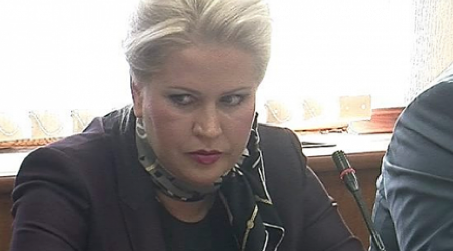 Васильева читает по 10 томов дела "Оборонсервиса" каждый день