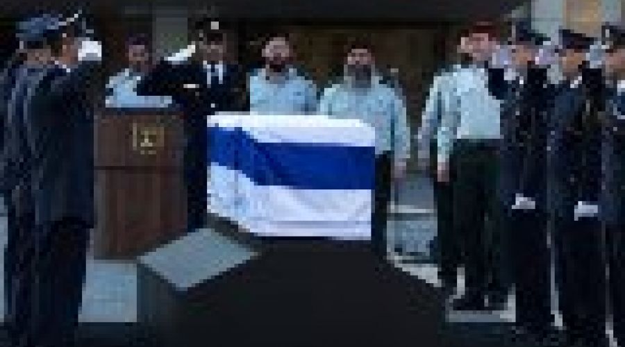 Ариэль Шарон похоронен в понедельник рядом с могилой супруги