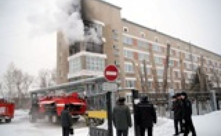Спасатели назвали предварительную причину пожара в горбольнице № 4 Барнаула