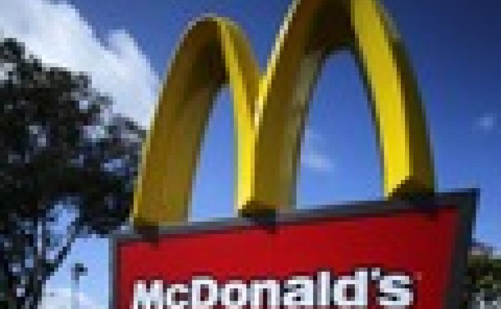 Кассирша McDonald's продавала наркотики в детских наборах Happy Meal