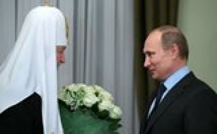 Первые лица России поздравили патриарха Кирилла с пятилетием интронизации