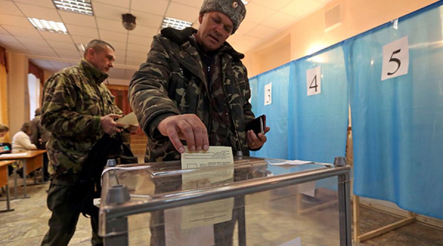 Крымский референдум проходит без происшествий