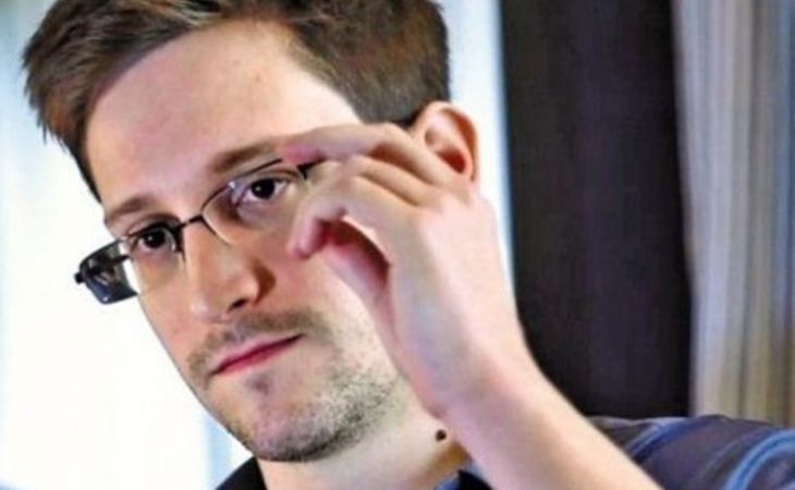 Сноуден получил премию Риденаура в номинации "за правду"