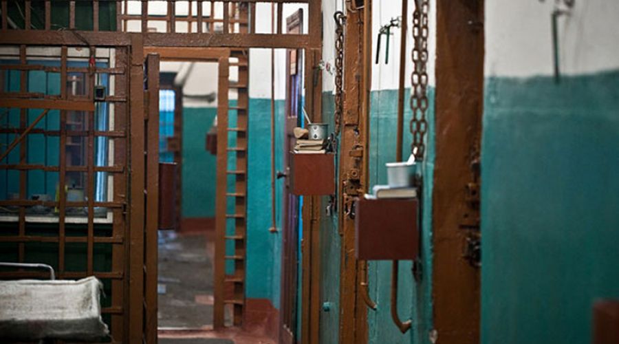 Педофил из Саянска совершил самоубийство, не дождавшись окончания тюремного заключения