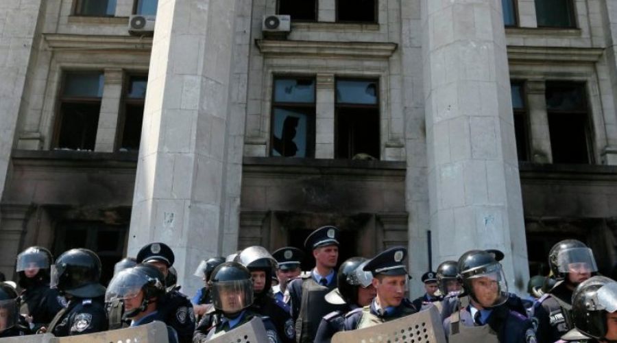 Более 40 задержанных во время беспорядков в Одессе выслали в центр Украины