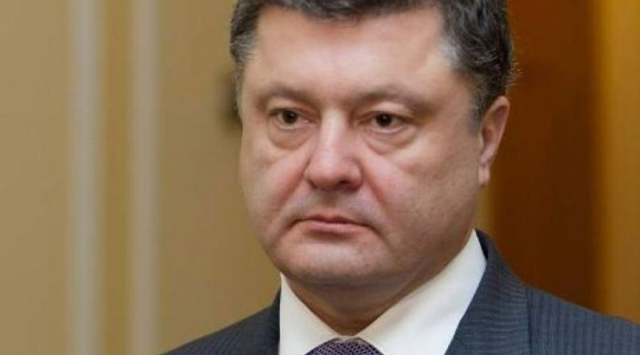 Порошенко выступил за досрочные выборы в Верховную раду