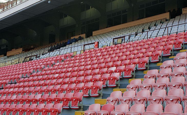УЕФА закрыл фанатский сектор на стадионе "Динамо" в Химках