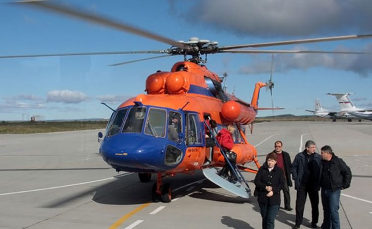 Поиски вертолета Ми-8 в Туве приостановлены из-за снегопада и сильного ветра