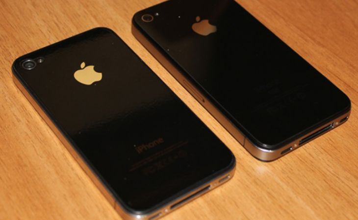 Барнаулец в салоне связи подменил оригинальный iPhone на китайскую подделку