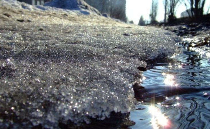 Снег, выпавший на Алтае, может растаять на этих выходных