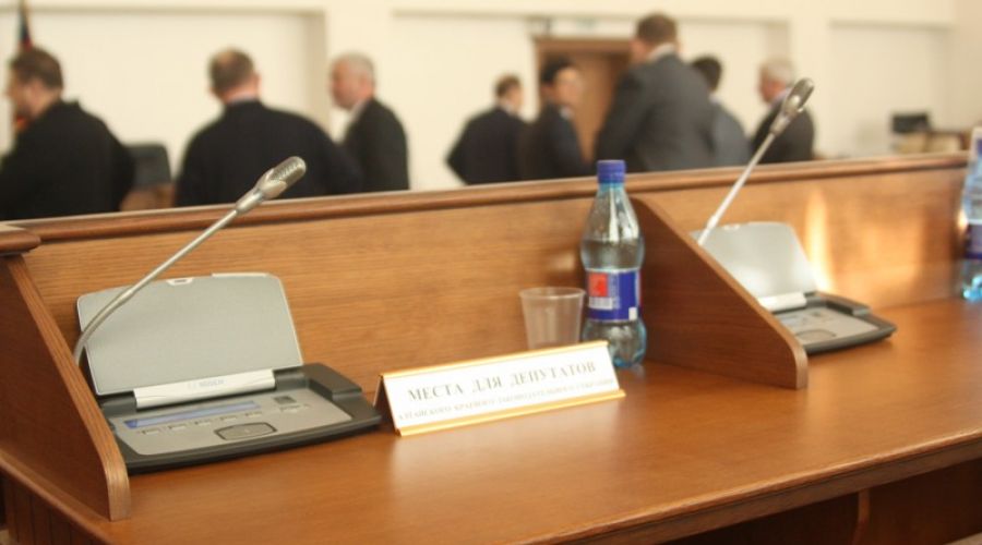 Алтайские "жириновцы" внесли больше всех законодательных инициатив в парламент за 6-й созыв