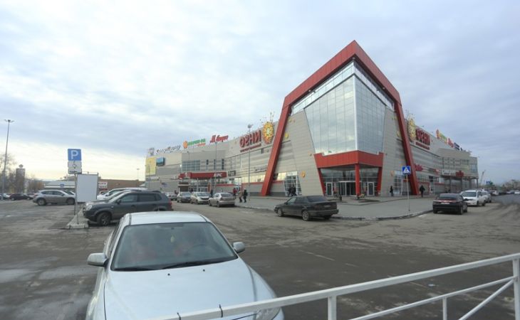 Директор "Огней" в Барнауле подложил "бомбу" в свой торговый центр