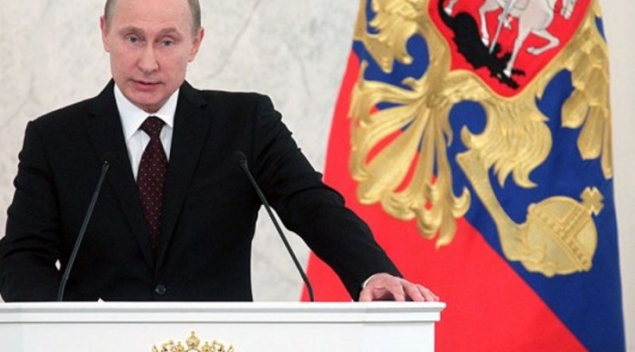 Алтайские политики и общественники надеются, что Путин в послании скажет, как жить дальше