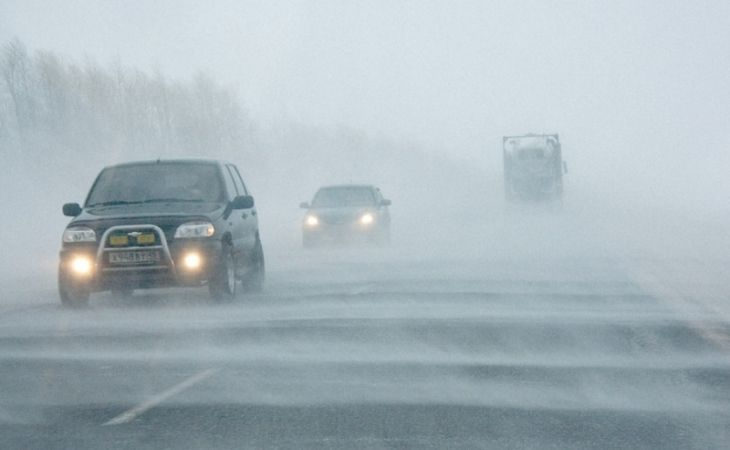 Нарушение транспортного сообщения прогнозирует в воскресенье МЧС в Алтайском крае из-за снегопадов