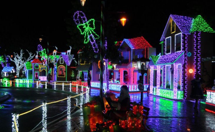 Рождественский городок с катком открылся в Санто-Доминго