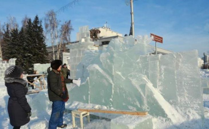 Демонтаж снежного городка на площади Сахарова завершится 17 января