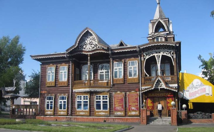 Владельцы памятников архитектуры в Барнауле заплатят штрафы в размере более 600 тыс. рублей