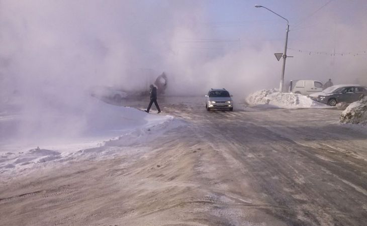 Подача горячей воды прекращена в Барнауле из-за коммунальной аварии в микрорайоне "Поток"