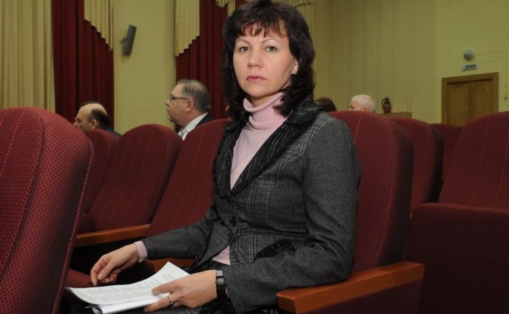 Депутат АКЗС Ирина Теплова получила ведомственную медаль "Атаман Ермак"