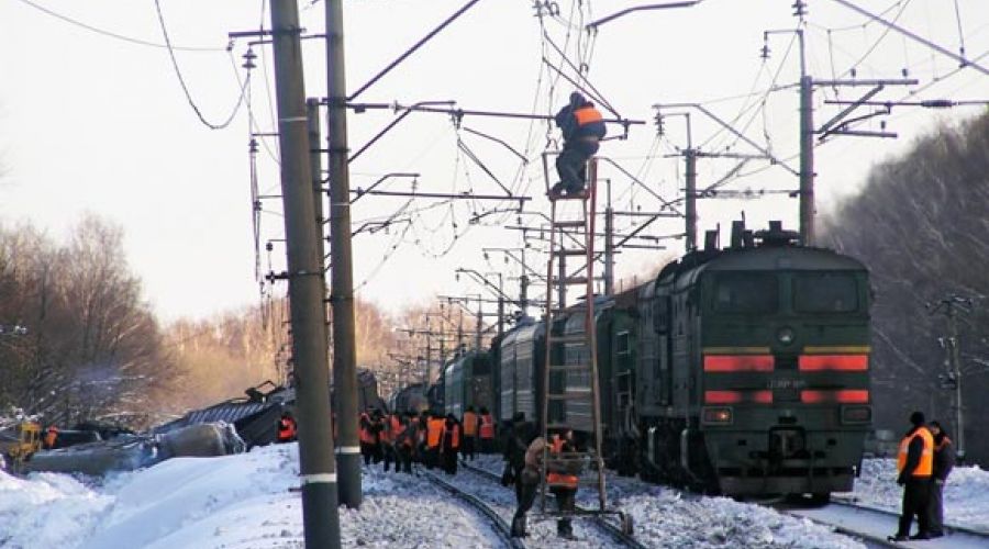 Два вагона с углем сошли с рельсов в Новоалтайске